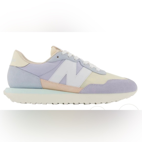NEW BALANCE WOMEN'S 237 SHOES Size 8. Pastel Casual Sneakers - Picture 5 of 5